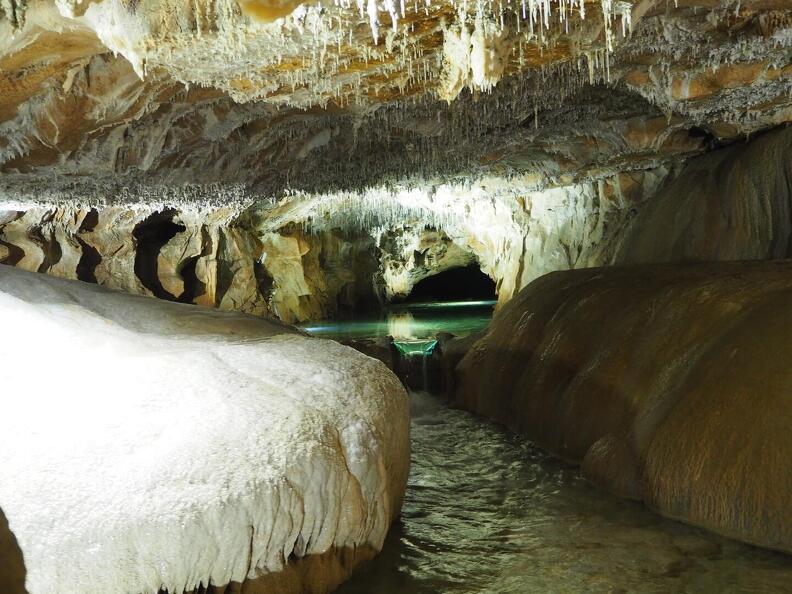 Evelyne Ferracioli - Grotte de Choranche (4).JPG