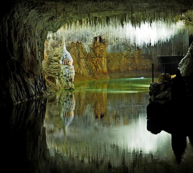 Evelyne Ferracioli - Grotte de Choranche (7)