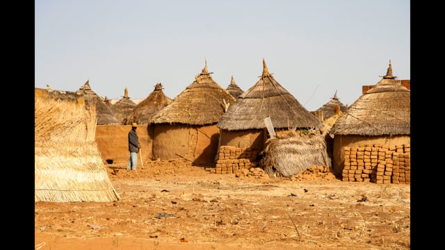 Un village africain V2 (réalisation de Gérard JOUVE)